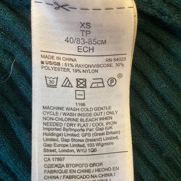 $8 CLEARANCE - Banana Republic XS Soft Teal Mock Neck Sweater - Picture 10 of 10